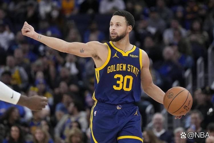 中在小组与 中在小组与