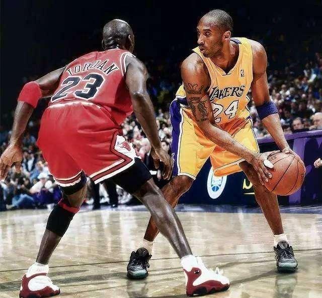 三后卫体系 三后卫体系