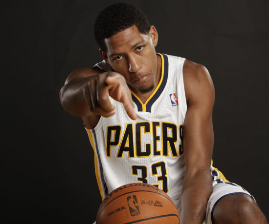 配合队友伪 配合队友伪